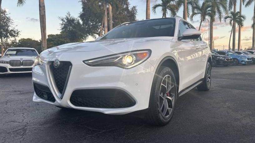 ALFA ROMEO STELVIO 2019 ZASPAKBN7K7C69971 image